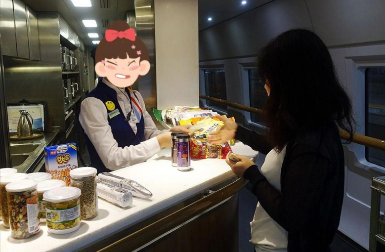 铁路餐吧员 / 餐吧服务员